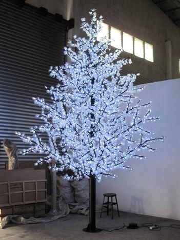 Yaye Top Sell Outdoor Waterproof IP65 LED Christmas Cherry Tree Lights with CE & RoHS & 2 Years Warranty