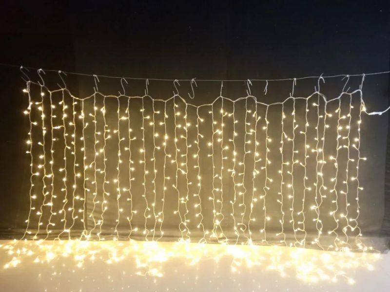 Outdoor LED Waterfall Light Christmas Holiday Icicle Light Decoration