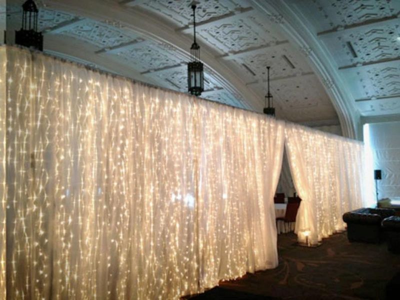 High Quality OEM IP65 Waterproof 220V Wedding Decorative Project Decorations Christmas LED Curtain Light